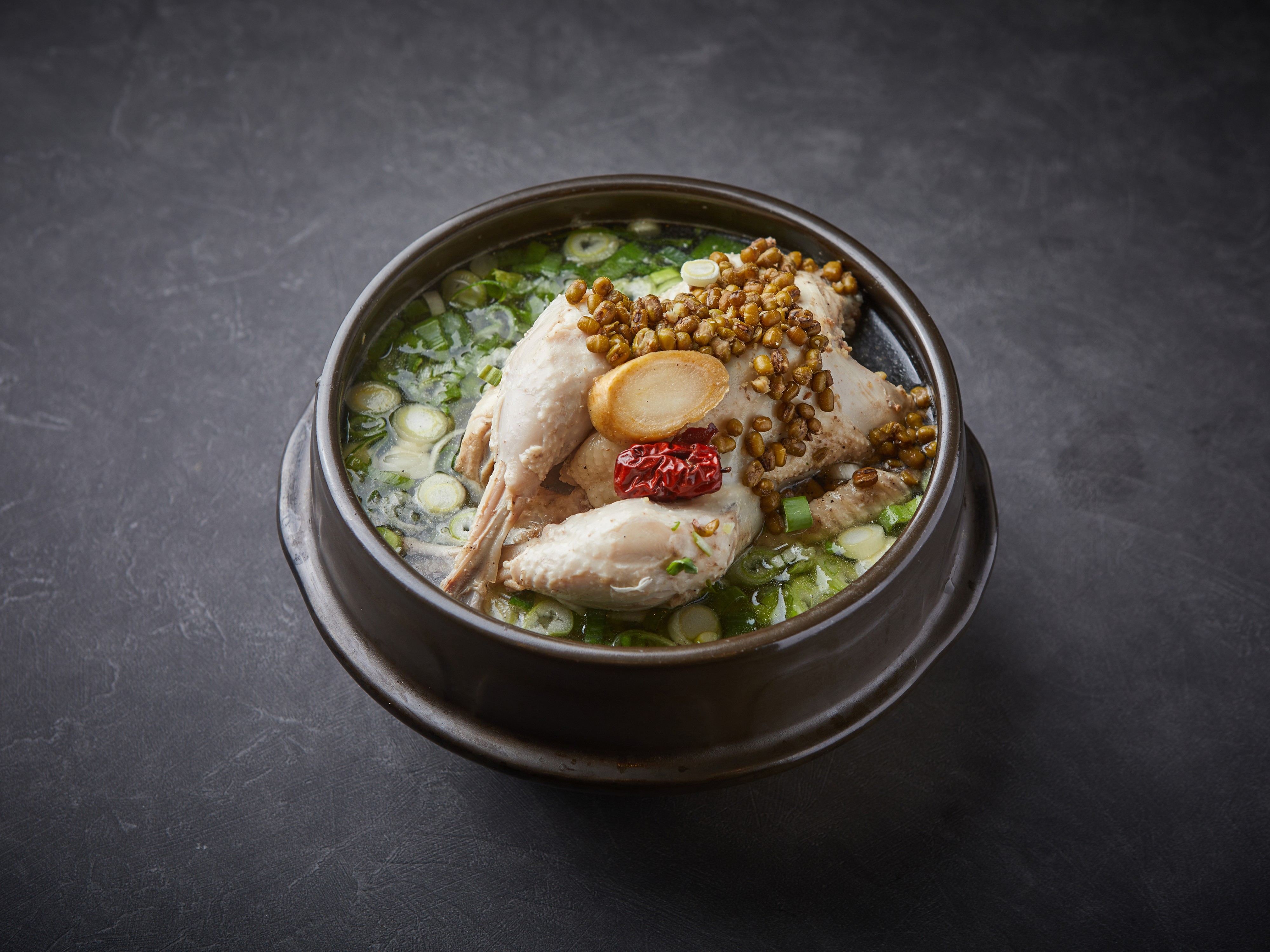 Lee Young-mi Samgyetang — Yongbong Main Branch
