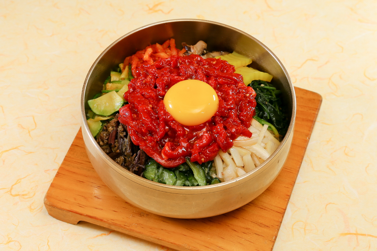 Raw-beef bibimbap